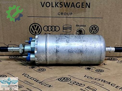 Volkswagen Golf Mazot Pompası 1K0906089A çıkma parça