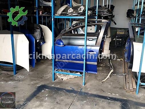 Volkswagen Golf Kapı (Ön Sol) çıkma parça