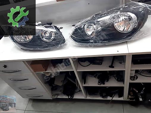 Volkswagen Golf Sol Ön Far çıkma parça - EYLÜL OTOMOTİV YEDEK PARÇA (İSTANBUL) İSTANBUL