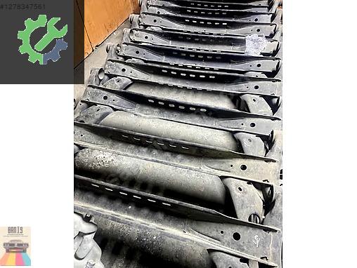 Volkswagen Golf Arka Dingil çıkma parça