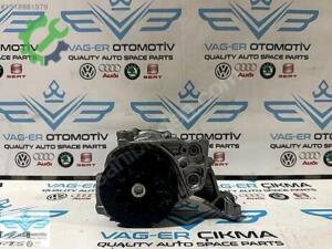Volkswagen Golf Sıfır Yağ Pompası 04L145208H