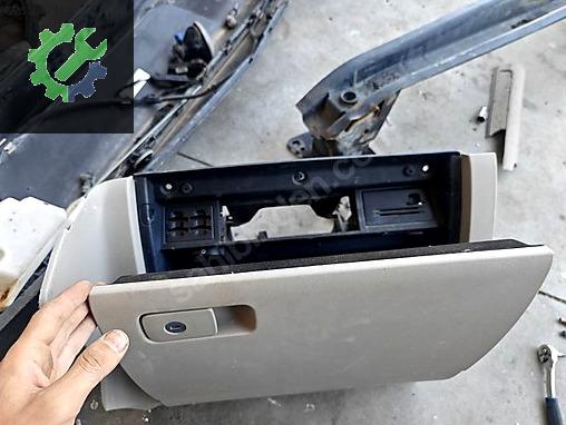Volkswagen Golf Torpido çıkma parça