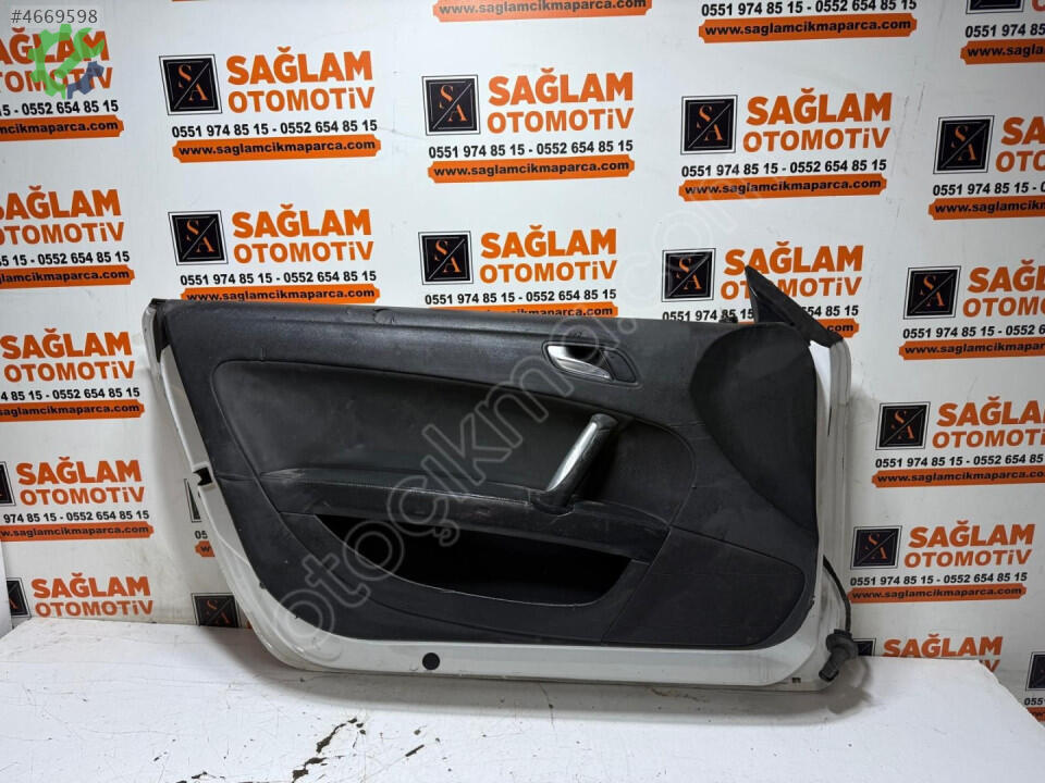 Audi TT Sol Ön Kapı çıkma parça