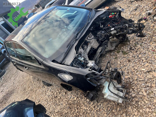Volkswagen Golf Çamurluk çıkma parça
