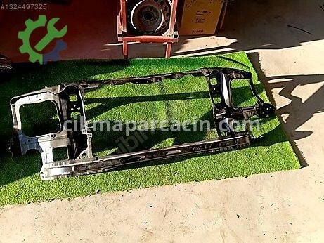 Toyota Hilux Ön Panel çıkma parça