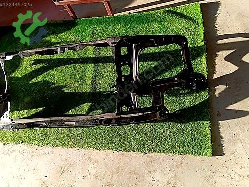 Toyota Hilux Ön Panel çıkma parça