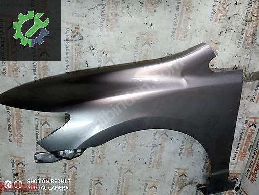 Honda Civic Çamurluk (Ön) 60261SNBJ00ZZ çıkma parça
