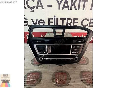 Hyundai i20 Teyp çıkma parça