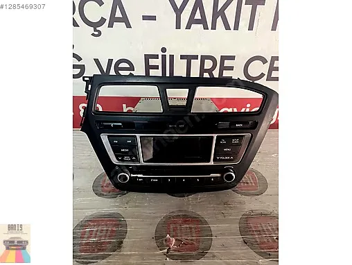 Hyundai i20 Teyp çıkma parça