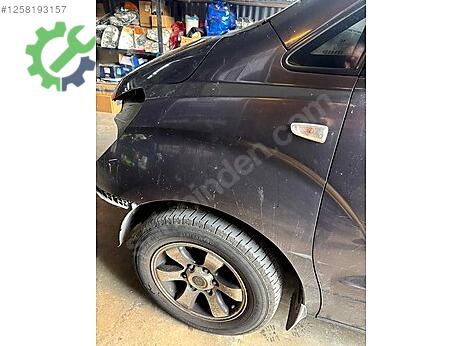 Hyundai H1 Çamurluk (Ön) çıkma parça