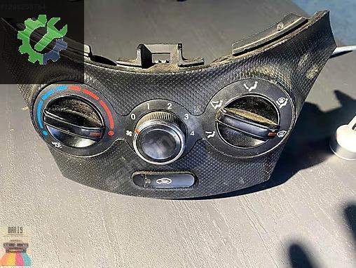 Hyundai Accent Blue Klima Kontrol Paneli çıkma parça