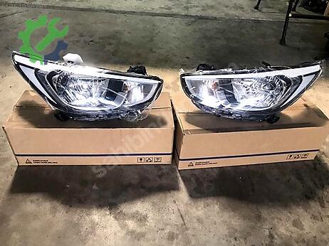 Hyundai Accent Blue Sol Ön Far çıkma parça