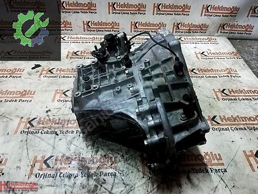 Hyundai Accent Blue Şanzıman Komple çıkma parça