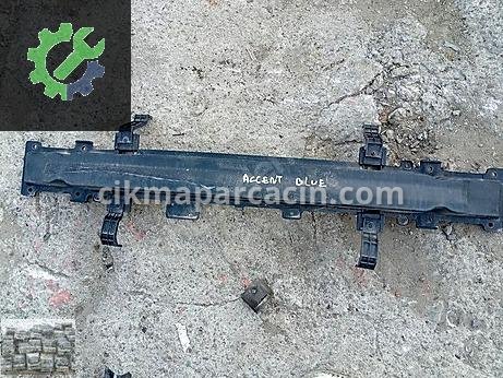 Hyundai Accent Blue Ön Tampon Demiri çıkma parça