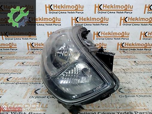 Hyundai Accent Blue Sağ Ön Far çıkma parça