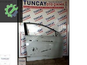 HYUNDAİ ACCENT BLUE SAĞ ÖN KAPI 2012-2018 ÇIKMA ORİJİNAL PARÇA