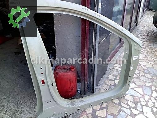 Hyundai Bayon Marşpiyel Sacı çıkma parça
