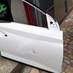 HYUNDAİ BAYON SAG ON KAPİ