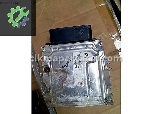 Hyundai Accent Blue Motor Beyni 39104-0330 çıkma parça