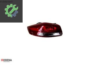 HYUNDAİ ELANTRA 2016- DIŞ STOP LAMBASI SOL SIFIR 92401-F2000
