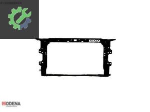 HYUNDAİ ELANTRA 2020- ÖN PANEL SIFIR 64101-AA001