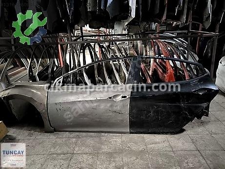 Hyundai Elantra Kapı (Ön Sol) çıkma parça