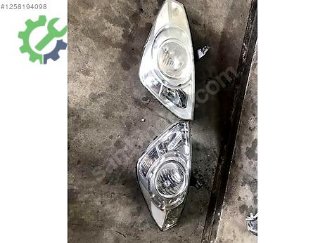 Hyundai H1 Sol Ön Far çıkma parça