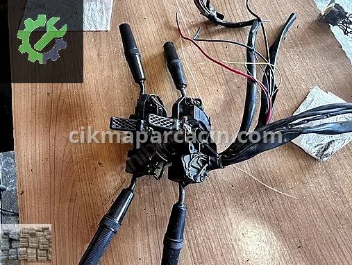 Hyundai H100 Sinyal Kolu çıkma parça