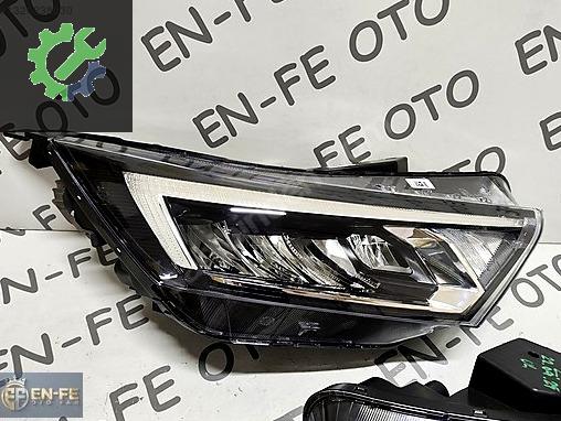 Hyundai i20 Sol Ön Far çıkma parça