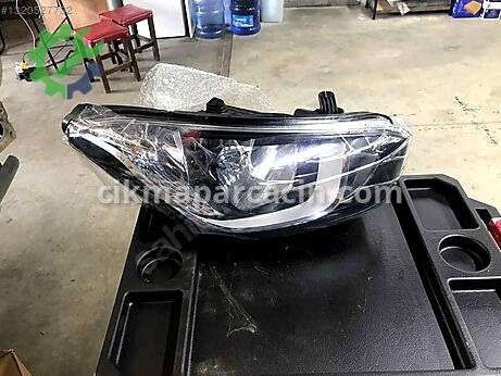 Hyundai i20 Sol Ön Far çıkma parça