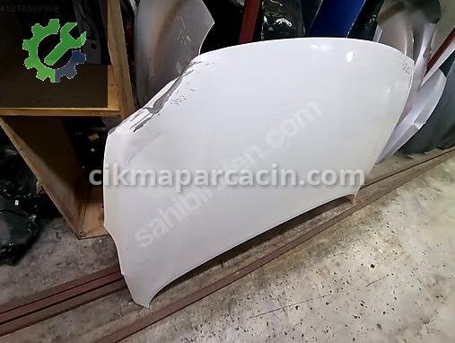Hyundai i20 Kaput çıkma parça
