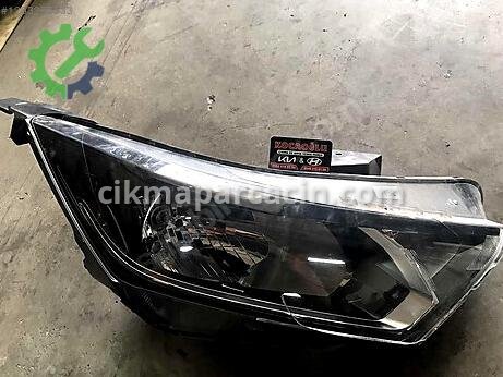 Hyundai i20 Sağ Ön Far çıkma parça