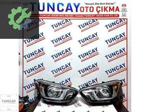 HYUNDAİ İ20 SAĞ SOL FAR TAKIMI 2012-2014 ÇIKMA PARÇA