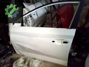 HYUNDAİ İ20 SOL ON KAPİ
