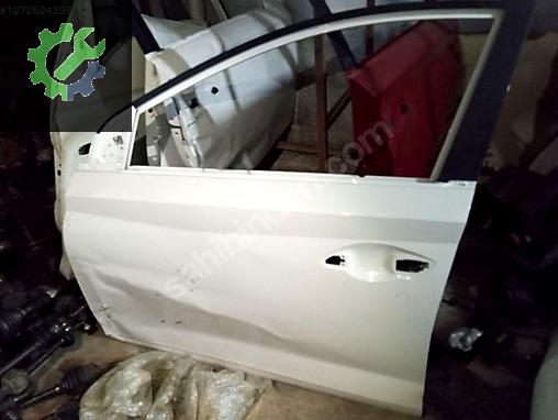 HYUNDAİ İ20 SOL ON KAPİ
