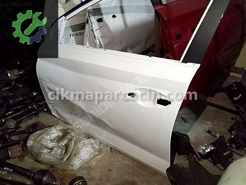 Hyundai i20 Sol Ön Kapı çıkma parça