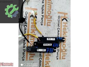 HYUNDAİ KONA FREKANS MODÜLÜ (ANTEN BEYNİ) 954 60-J9000 954 20-J4