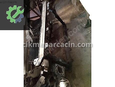 Hyundai Kona Ön Konsol Panel çıkma parça