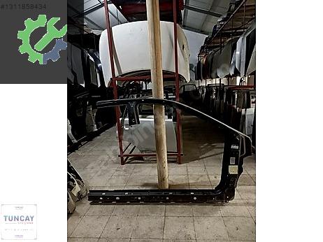 Hyundai Santa Fe Marşpiyel Sacı çıkma parça