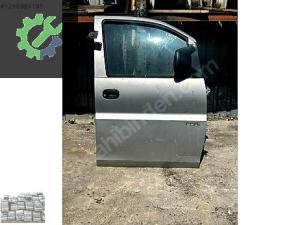HYUNDAİ STAREX DOLU SAG ÖN KAPI