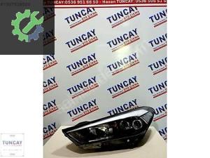 HYUNDAİ TUCSON SOL ÇİFT MERCEKLİ FAR 2016-2018 YEDEK PARÇA