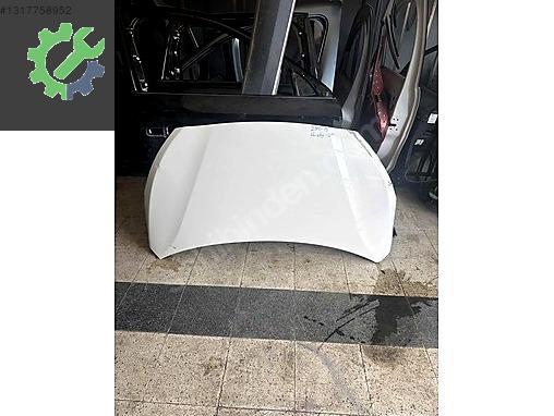 Hyundai i20 Kaput çıkma parça