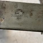 3C0823301E 3C0823302E PASSAT B6 B7 SAĞ SOL KAPUT MENTEŞESİ