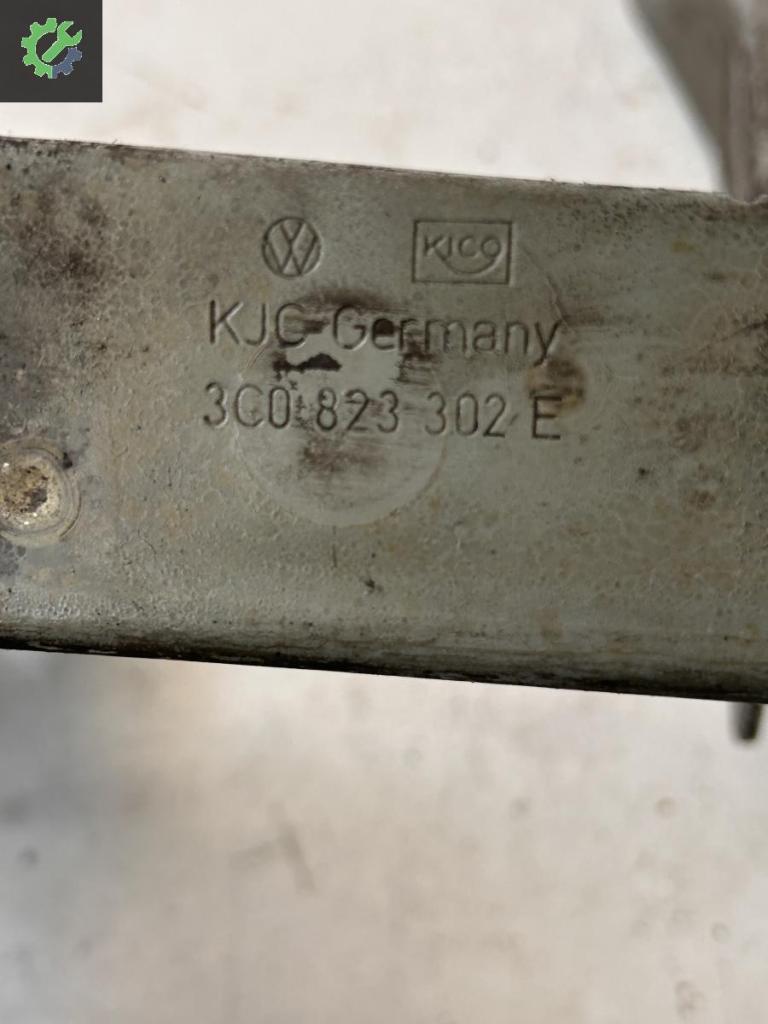 3C0823301E 3C0823302E PASSAT B6 B7 SAĞ SOL KAPUT MENTEŞESİ