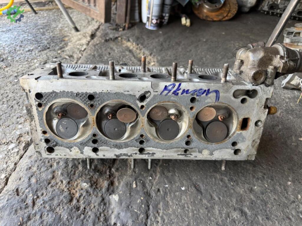 Renault R9 Silindir Kapağı çıkma parça