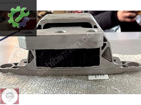 Opel Insignia Motor Takozu Çıkma Parça Ankara