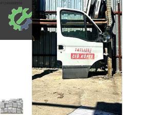 İVECO 2004-20013 DAİLY SAG ÖN KAPI