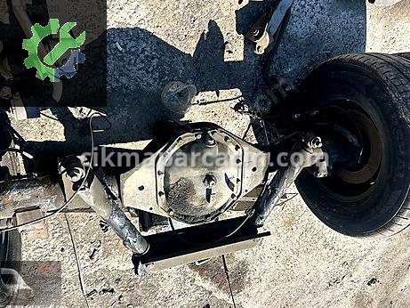 IVECO 75 Defransiyel çıkma parça