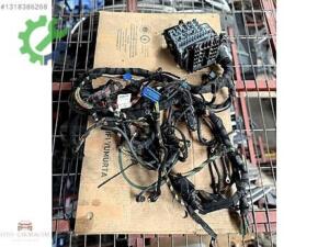 IVECO Daily Euro 5 Sigorta Kutusu Ve Motor Tesisatı 5801852339