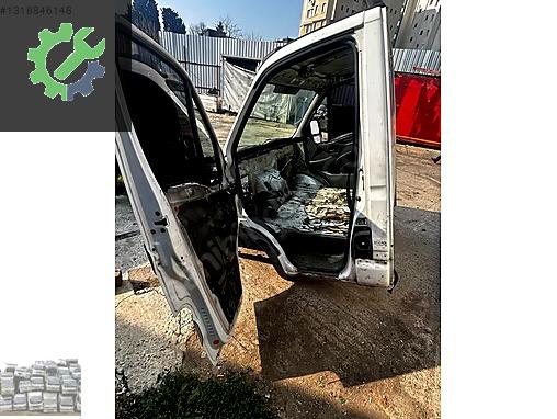 IVECO Daily Sağ Kapı çıkma parça - KAYI OTOMOTİV İstanbul